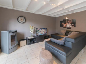 Holiday Home Vissershuis 214 by Interhome
